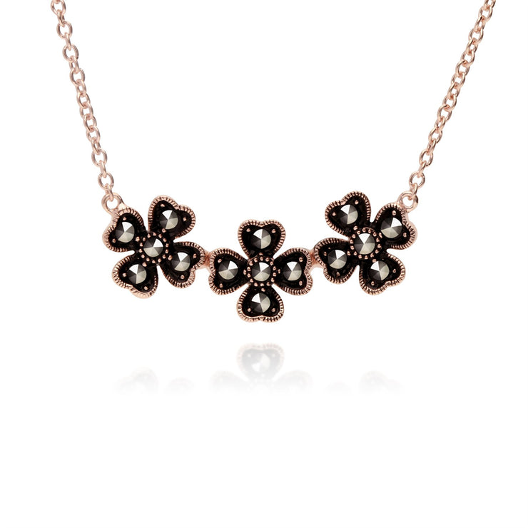 Collana da 42 cm in argento sterling placcato oro rosa con marcasite a forma di trifoglio