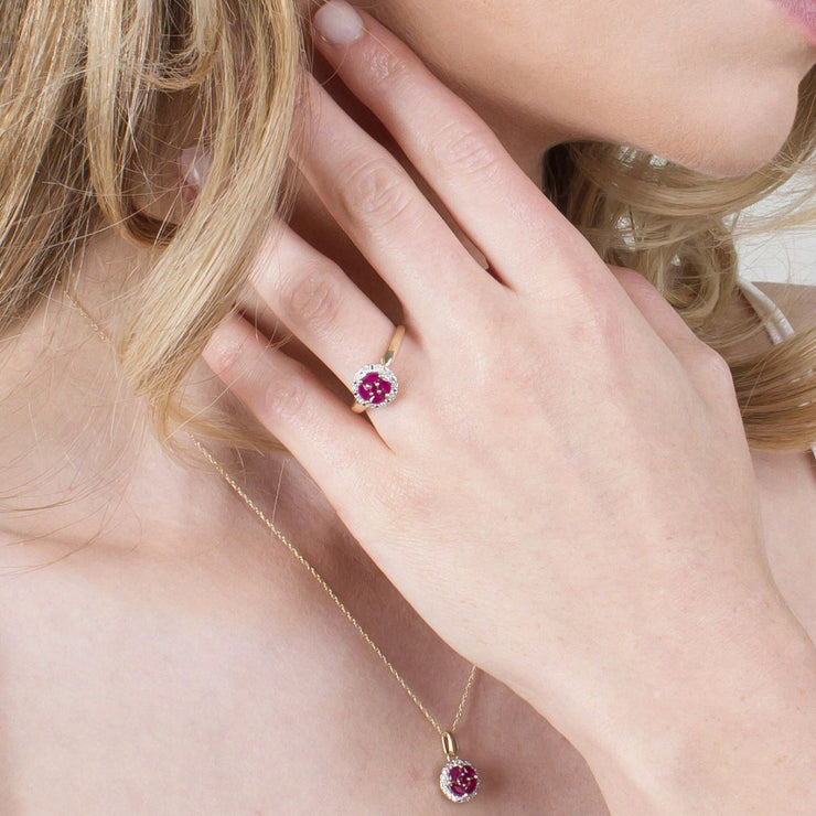 Anello Gemondo con rubino, montatura con rubino in oro giallo da 9 ct e anello con alone di diamanti - rubino