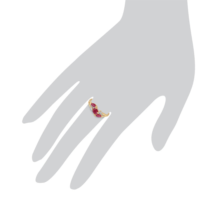 Anello con croce di rubini e diamanti in oro giallo 9 ct da 0,57 ct