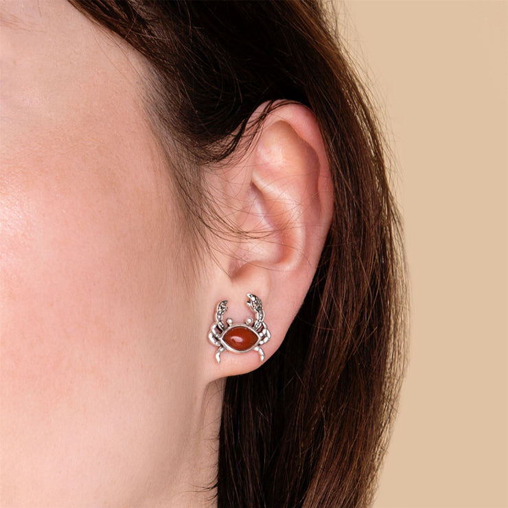 Orecchini con corniola, corniola tinta in argento sterling da 2 ct e orecchini con granchio marcasite da 0,09 ct