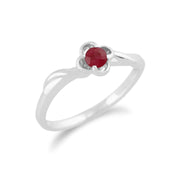 Anello con rubino Gemondo, anello con fiore di rubino in oro bianco da 9 ct e 0,27 ct