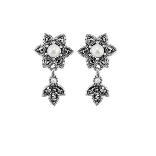 Collana e orecchini con pendente floreale in argento 925, perla rotonda e marcasite