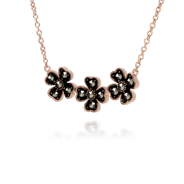 Collana da 42 cm in argento sterling placcato oro rosa con marcasite a forma di trifoglio