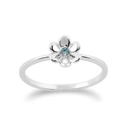 Set di tre anelli floreali impilabili in oro bianco 375 con topazio azzurro e farfalla e fiori di diamanti