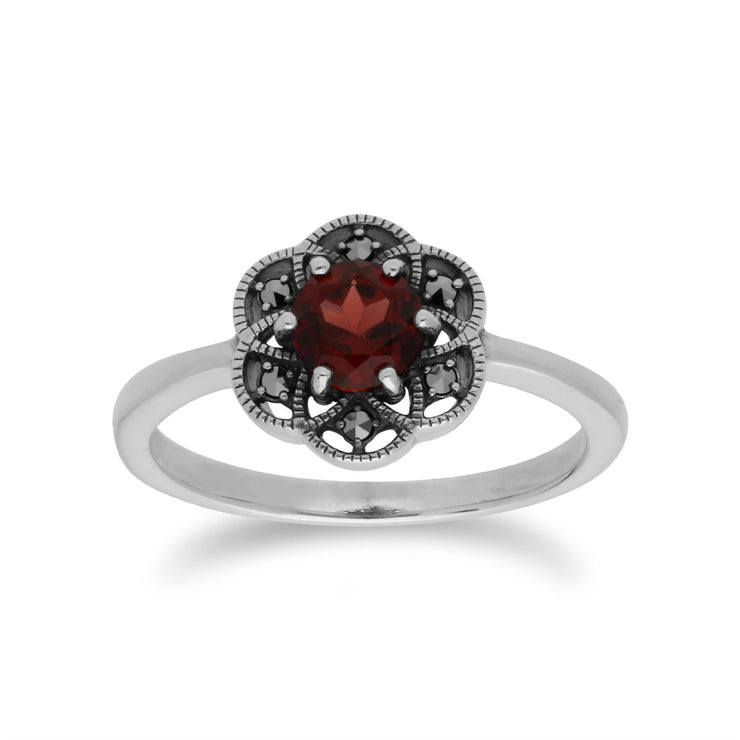 Anello floreale con granato  e marcasite,  in argento sterling 
