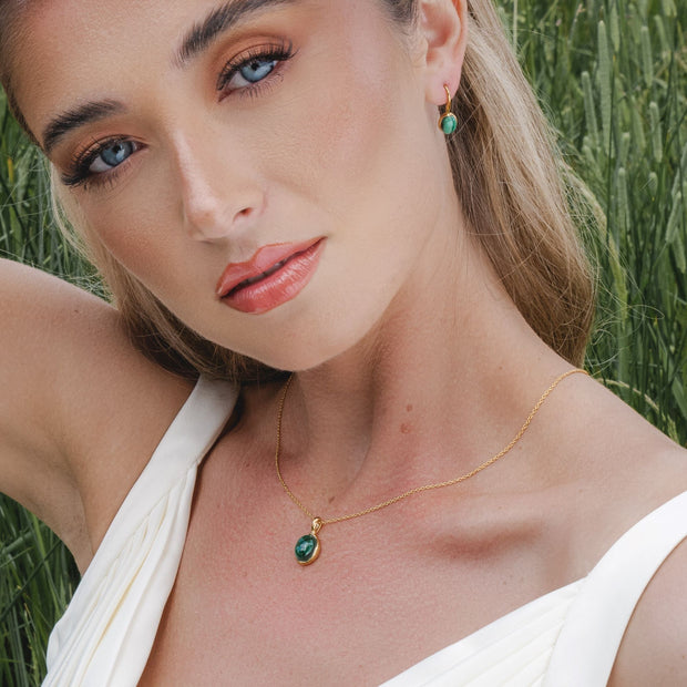 Orecchini pendenti irregolari con gemma B in argento 925 placcato oro malachite