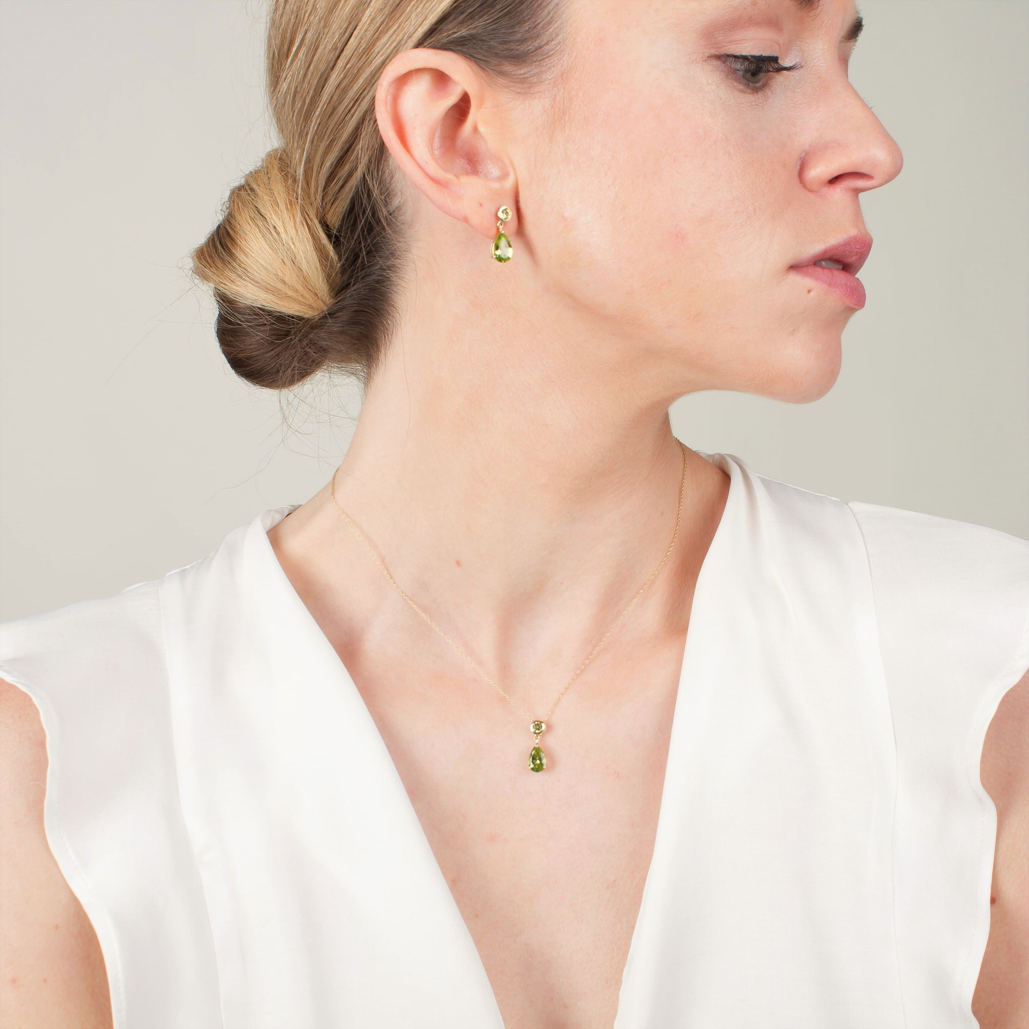 Classic Pear Peridot Drop Earrings in 9ct Yellow Gold
